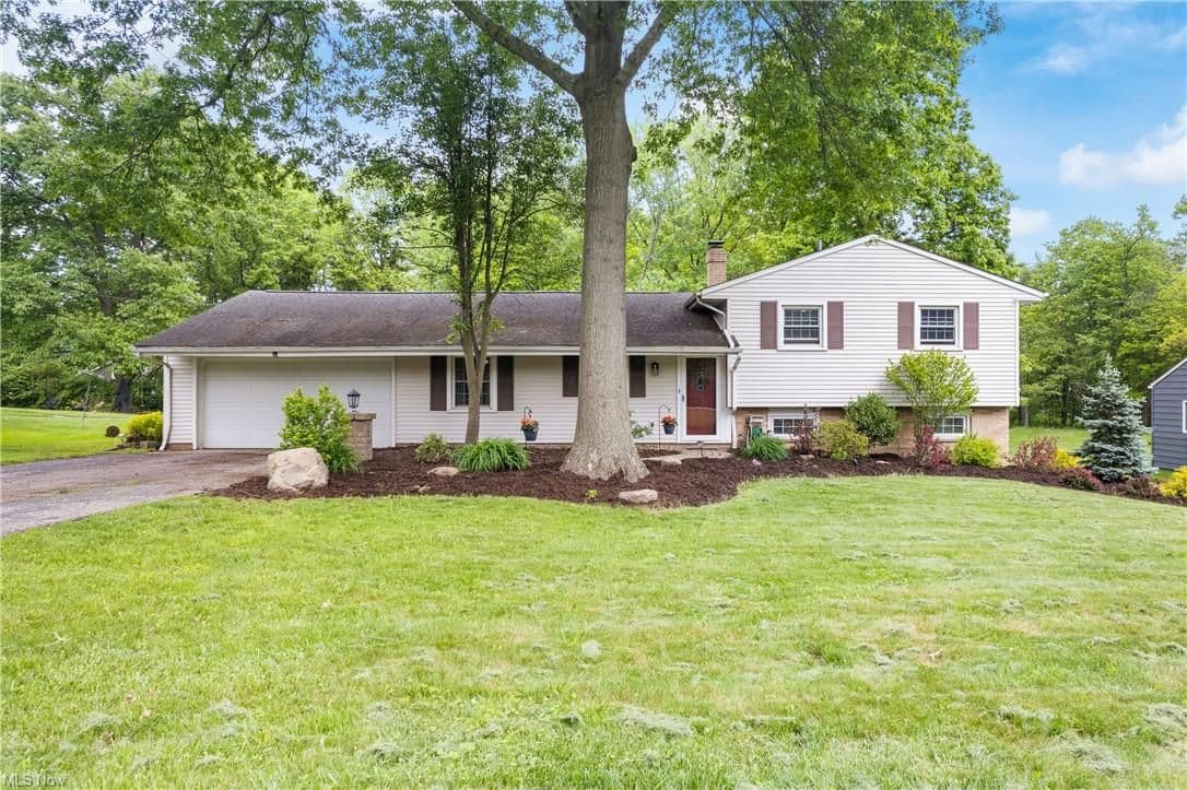 6751 Glenview Road, Mayfield Village - photo 1