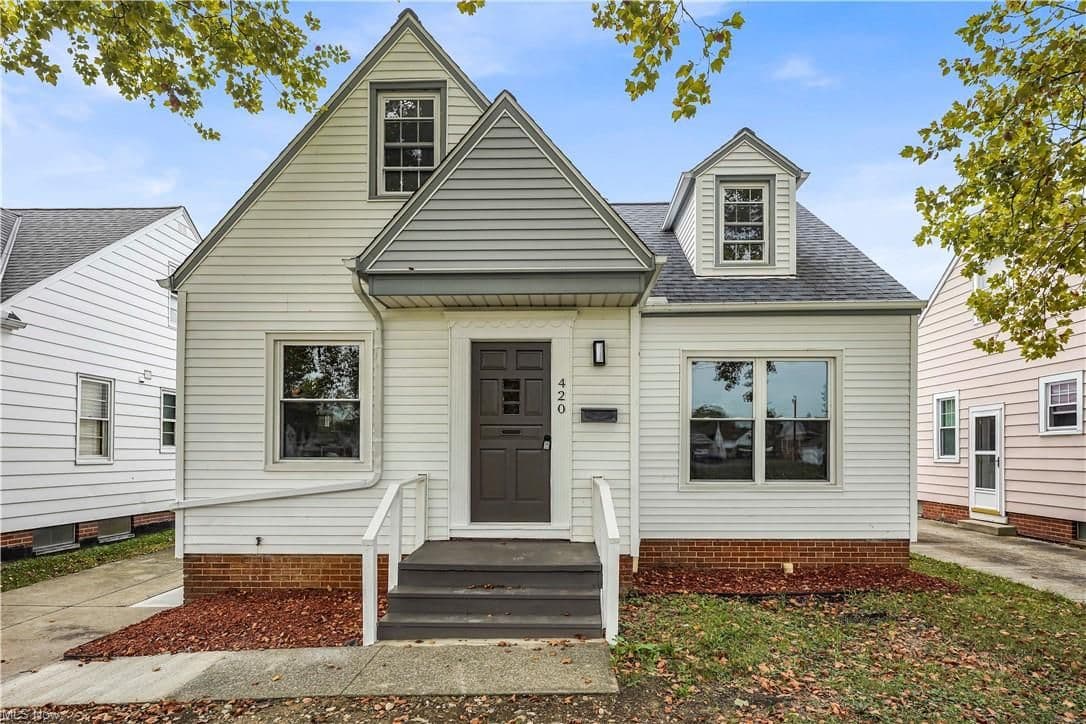 420 E 323rd Street, Willowick - photo 1